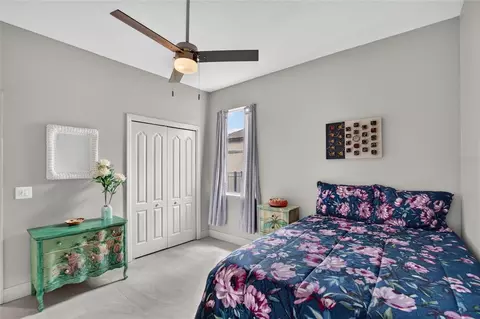Bedroom - 302 Star Shell Dr, Apollo Beach, FL 33572 photo 4 of 6
