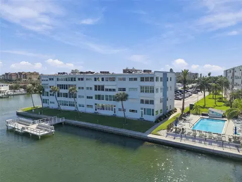 5555 Gulf Blvd #419, Saint Pete Beach, FL 33706