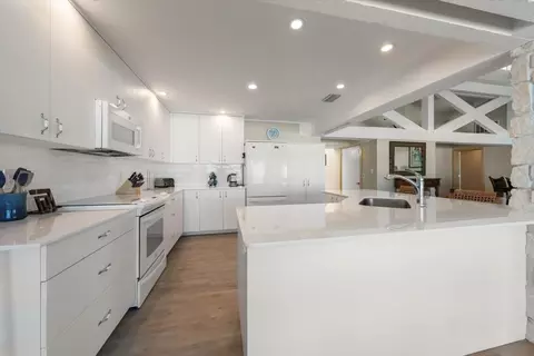 Kitchen - 744 Eldorado Ave, Clearwater, FL 33767 photo 1 of 3