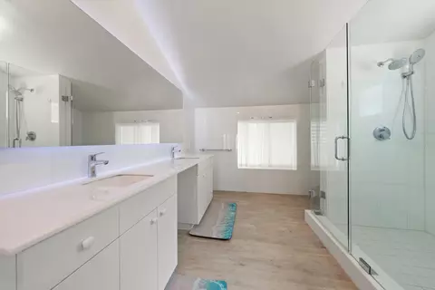 Bath - 744 Eldorado Ave, Clearwater, FL 33767 photo 1 of 4