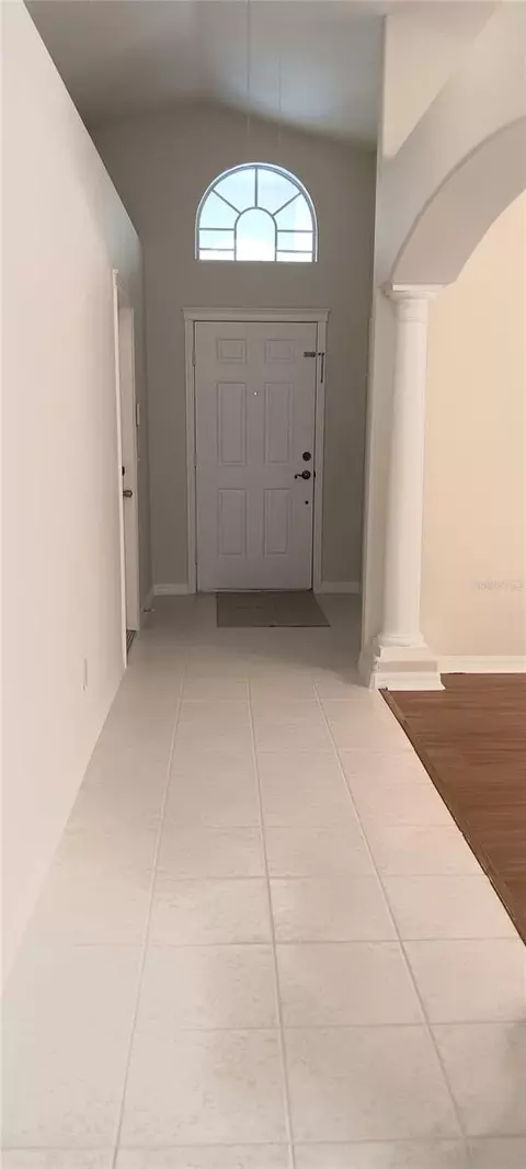 Entry Way - 6940 Exeter Park Pl, Apollo Beach, FL 33572 photo 1 of 3