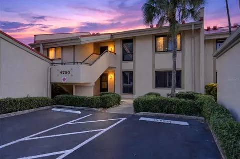 4750 Brittany Dr S #26, Saint Petersburg, FL 33715