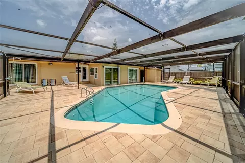 Exterior - 2335 Evans Rd, Clearwater, FL 33763 photo 3 of 10