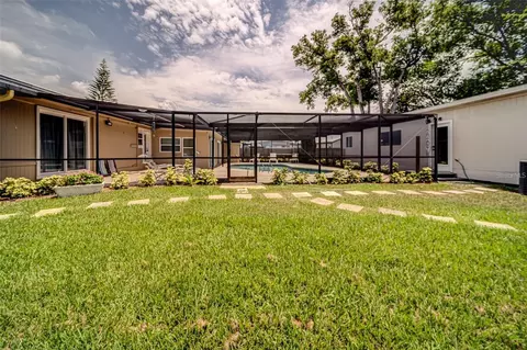 Exterior - 2335 Evans Rd, Clearwater, FL 33763 photo 6 of 10