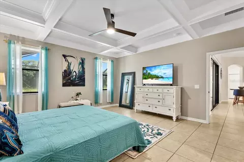 Bedroom - 308 Star Shell Dr, Apollo Beach, FL 33572 photo 2 of 5
