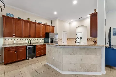Kitchen - 308 Star Shell Dr, Apollo Beach, FL 33572 photo 1 of 6