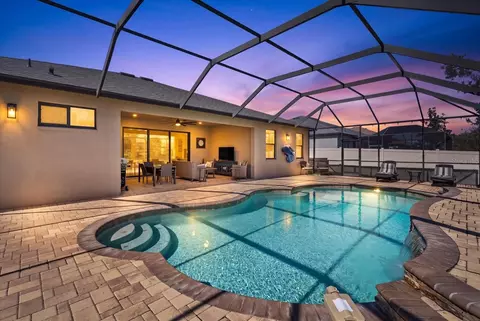 Exterior - 308 Star Shell Dr, Apollo Beach, FL 33572 photo 11 of 14