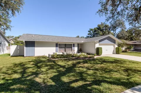 57 Harbor Oaks Cir, Safety Harbor, FL 34695