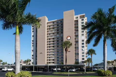 7300 Sun Island Dr S #1501, South Pasadena, FL 33707