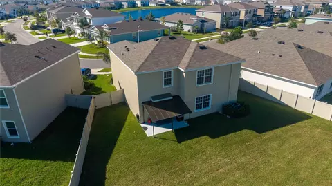 View/Area - 9072 Forge Breeze Loop, Wesley Chapel, FL 33545 photo 4 of 9