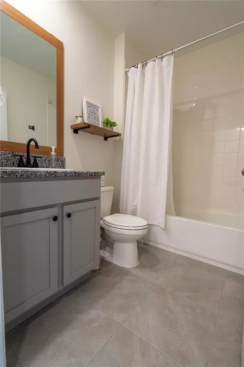 Bath - 9072 Forge Breeze Loop, Wesley Chapel, FL 33545 photo 1 of 2