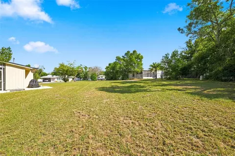 Exterior - 520 Copperfield Rd, Spring Hill, FL 34606 photo 6 of 7
