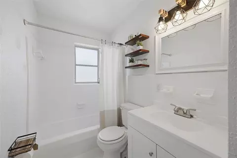 Bath - 520 Copperfield Rd, Spring Hill, FL 34606 photo 1 of 1