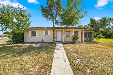Exterior - 520 Copperfield Rd, Spring Hill, FL 34606 photo 2 of 7