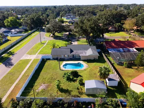 View/Area - 334 Hollowtree Dr, Seffner, FL 33584 photo 7 of 7