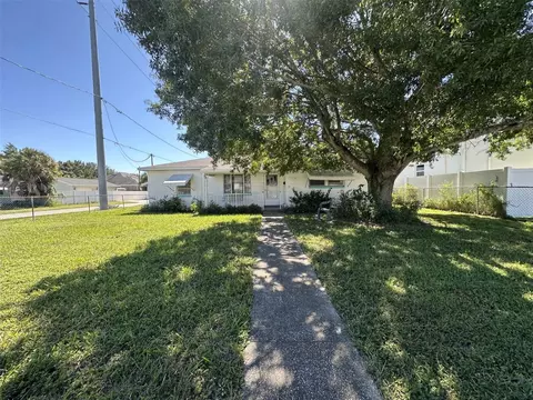 3302 W Paxton Ave, Tampa, FL 33611