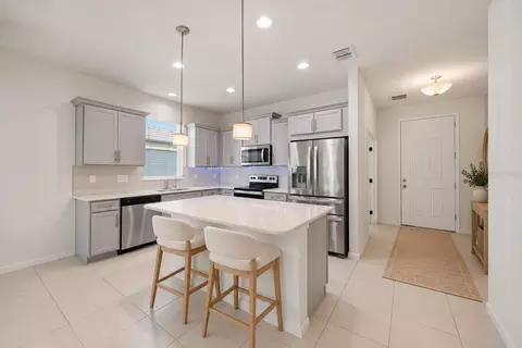 Kitchen - 11417 Blue Woods Dr, Riverview, FL 33569 photo 4 of 4