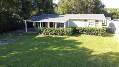 3831 Hudson Ln, Tampa, FL 33618