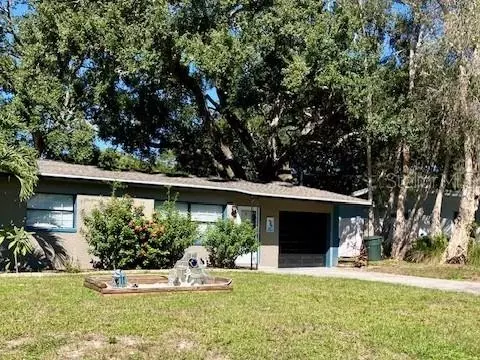 664 Frederica Ln, Dunedin, FL 34698