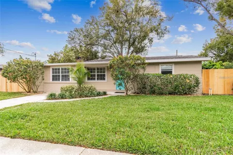 4704 W Bay Ave, Tampa, FL 33616