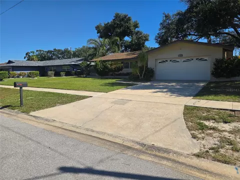 1117 Webb Dr, Clearwater, FL 33755