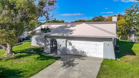 4045 Sail Dr, New Port Richey, FL 34652