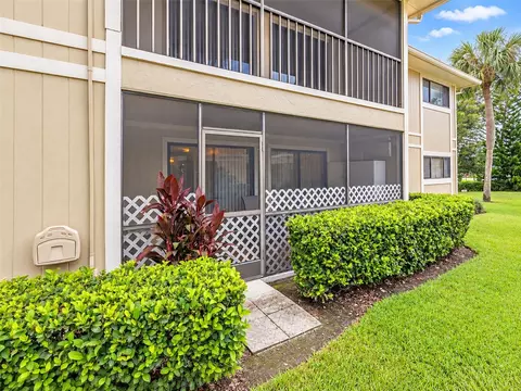 6016 Laketree Ln #C, Temple Terrace, FL 33617