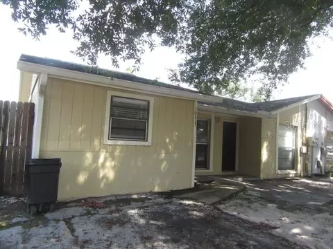 10217 Carriage Glen Ct, Tampa, FL 33615