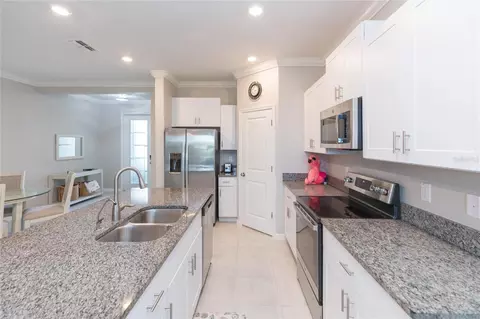 Kitchen - 8065 Rolling Shell Trl, Wesley Chapel, FL 33545 photo 3 of 4