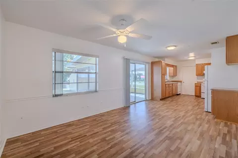 Living - 3318 King William Cir, Seffner, FL 33584 photo 3 of 6