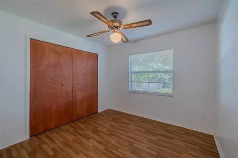 Bedroom - 3318 King William Cir, Seffner, FL 33584 photo 8 of 9