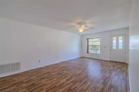 Living - 3318 King William Cir, Seffner, FL 33584 photo 1 of 6