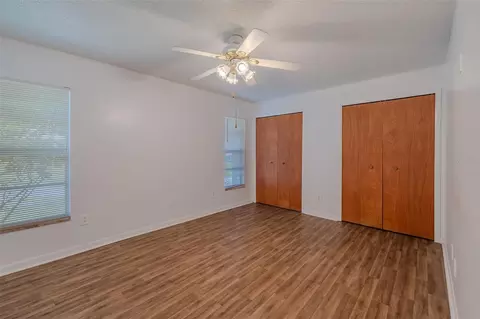 Bedroom - 3318 King William Cir, Seffner, FL 33584 photo 3 of 9