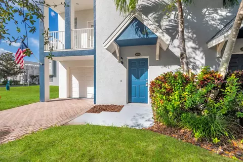 4539 Legacy Park Dr, Tampa, FL 33611