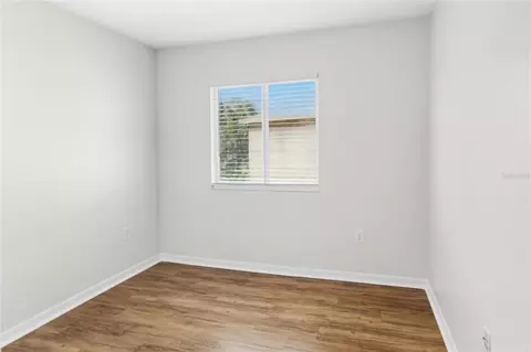 Bedroom - 10805 Summerton Dr, Riverview, FL 33579 photo 4 of 5