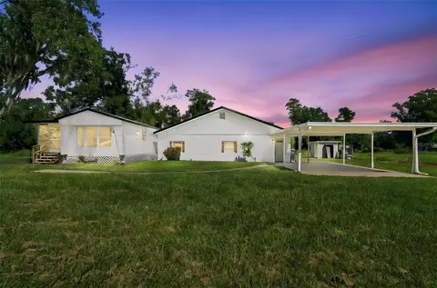 8719 S Meadowview Cir, Tampa, FL 33625