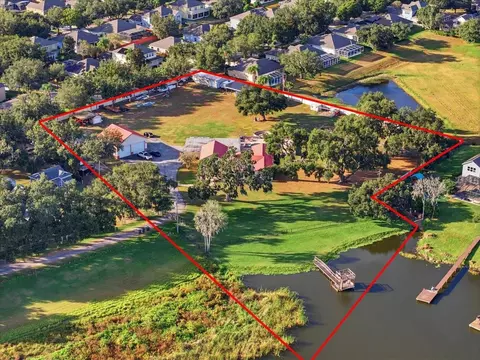 View/Area - 505 Lakeside Dr, Seffner, FL 33584 photo 5 of 6