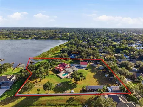 View/Area - 505 Lakeside Dr, Seffner, FL 33584 photo 3 of 6
