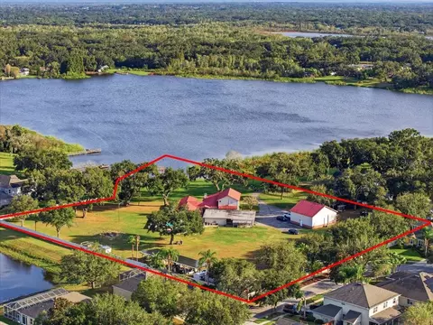 View/Area - 505 Lakeside Dr, Seffner, FL 33584 photo 2 of 6