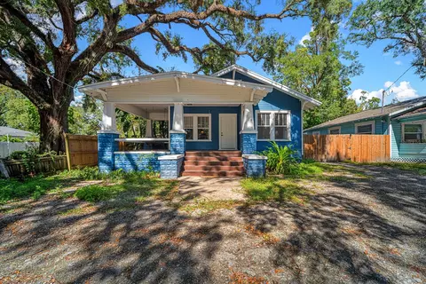 708 E Crenshaw St, Tampa, FL 33604