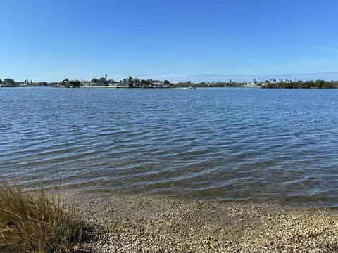 View/Area - 12760 Indian Rocks Rd #1049, Largo, FL 33774 photo 4 of 5