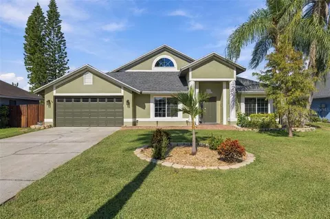8708 Charming Knoll Ct, Tampa, FL 33635