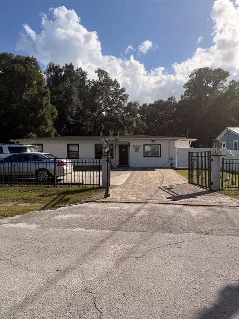 118 W Prince St, Tampa, FL 33612