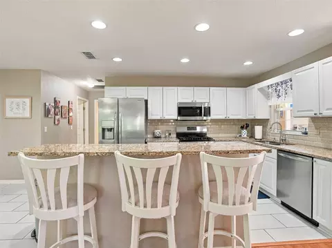 Kitchen - 8037 SW 81st Loop, Ocala, FL 34476 photo 1 of 6