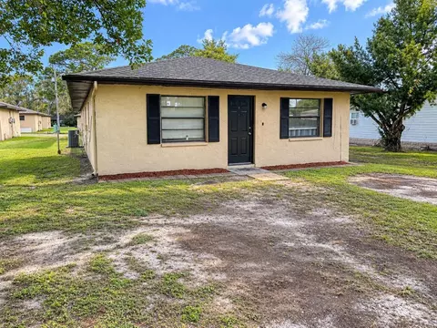 4829 16th St, Zephyrhills, FL 33542