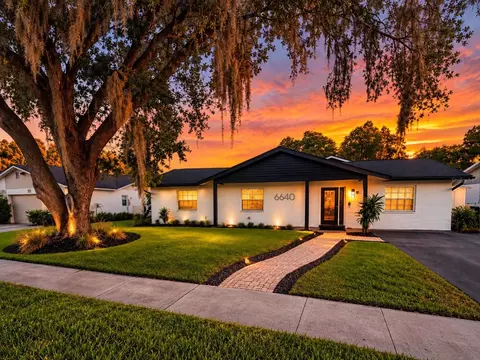 6640 Winding Oak Dr, Tampa, FL 33625