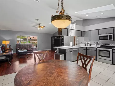 Dining - 8010 55th St E, Palmetto, FL 34221 photo 2 of 2