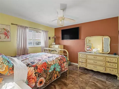 Bedroom - 8010 55th St E, Palmetto, FL 34221 photo 3 of 4