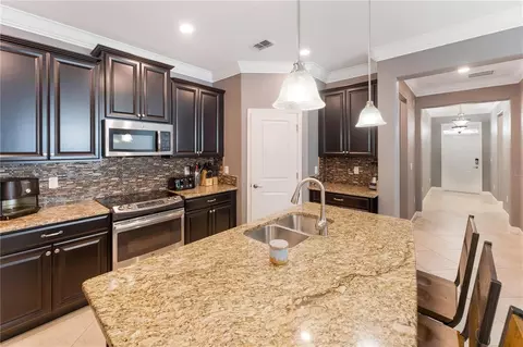 Kitchen - 13156 Green Violet Dr, Riverview, FL 33579 photo 2 of 2
