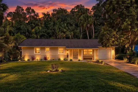 1585 W J Williams Ln, Dunnellon, FL 34434
